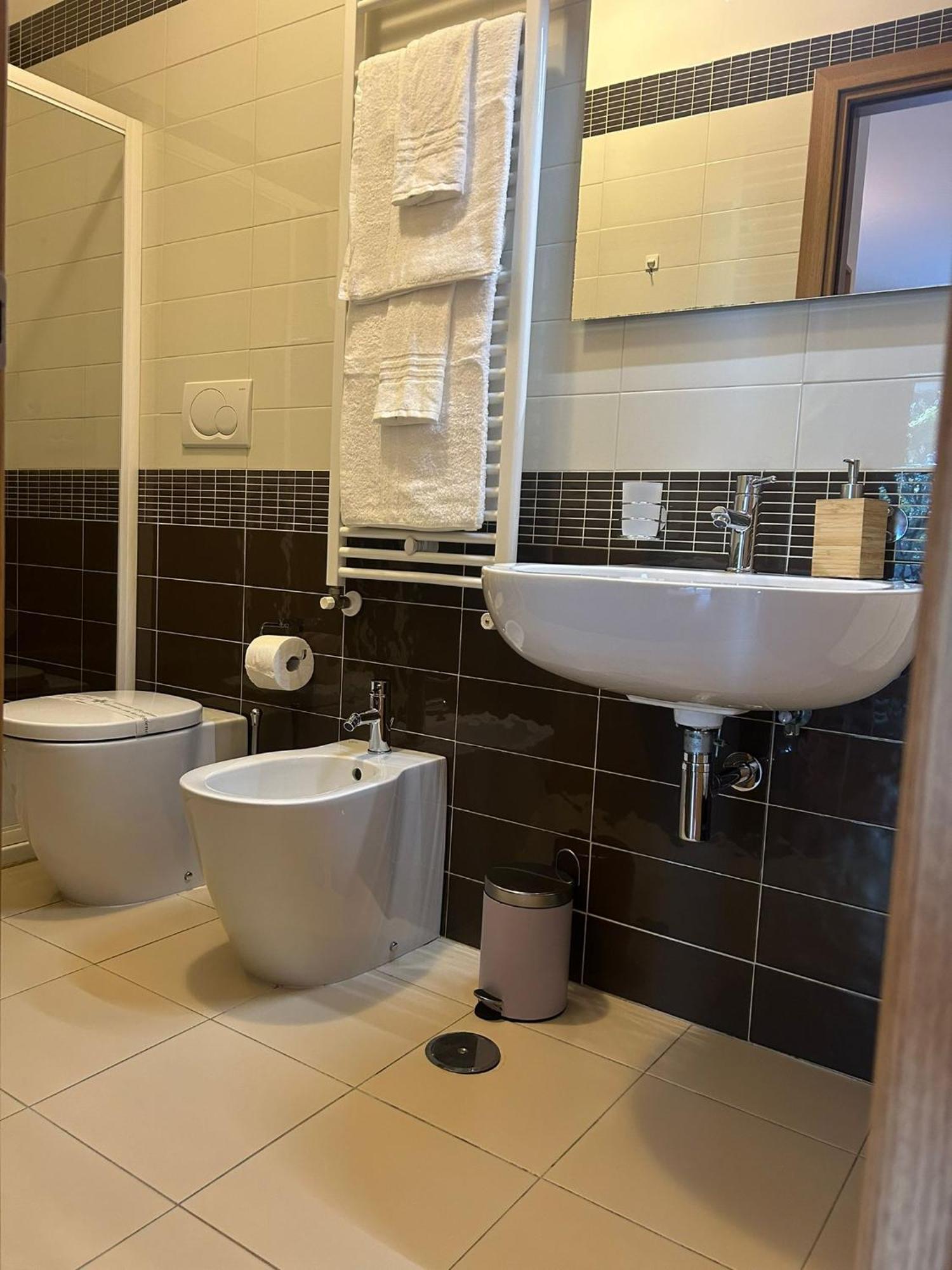 Dina Suite Rom Exteriör bild